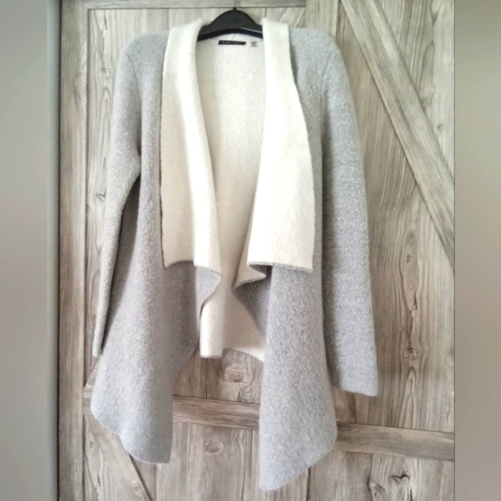 Black Tape Grey Waterfall Open Cardigan L